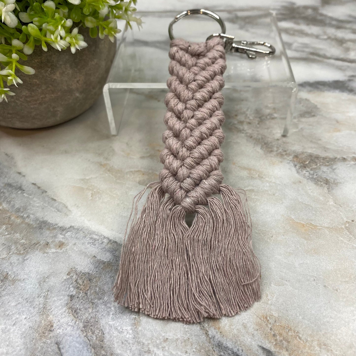 Keychain - Macrame - Braided Mauve