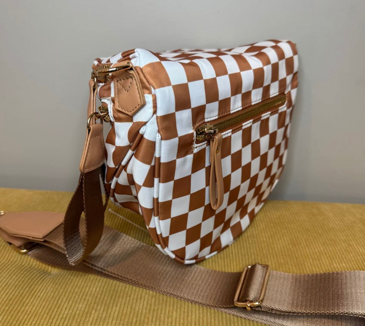 RONI BUMBAGS