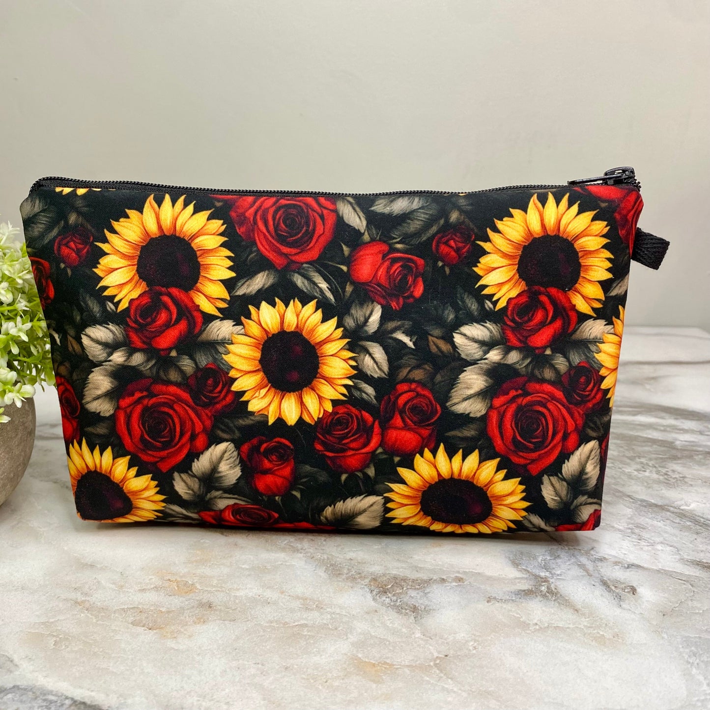 Pouch - Floral Roses Sunflowers